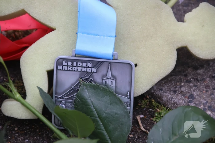 Bloemenzee voor overleden Rosalie (15) bij Leiden Marathon