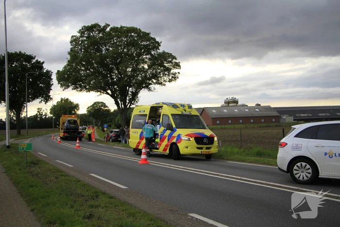 Ongeval met drie voertuigen zorgt voor verkeershinder