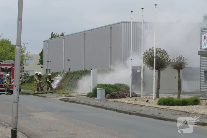 Sportschool ontruimd wegens brand in transformatorhuis