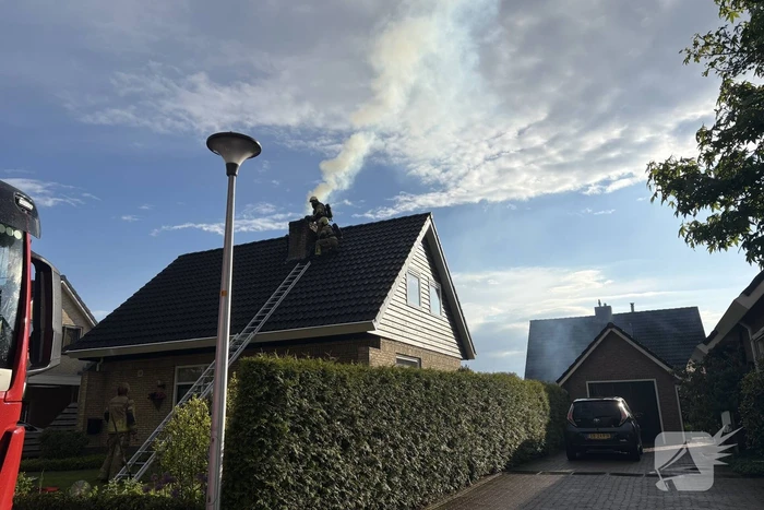 Schoorsteenbrand snel onder controle