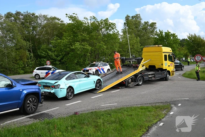 Kop-staartbotsing zonder gewonden