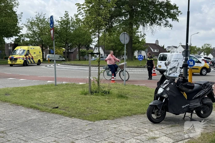 Fietser gewond bij aanrijding met les scooter, instructeur onder invloed