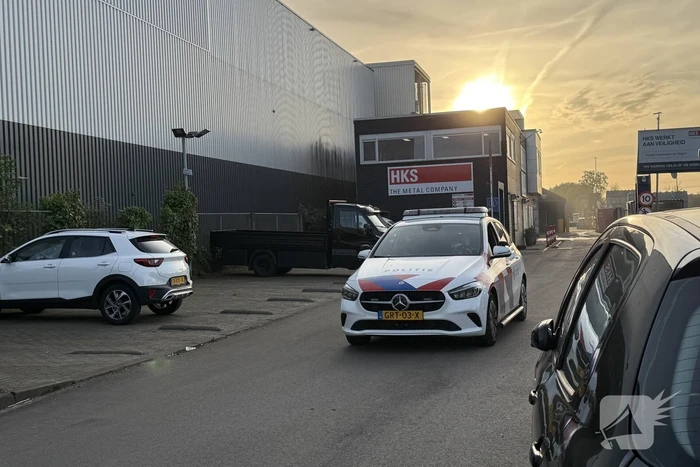 Brand in loods van metaalbedrijf