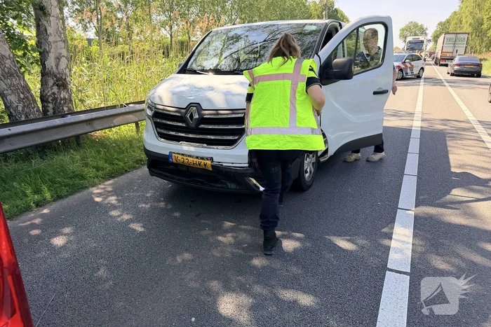 Ongeval tussen bestelbussen zonder gewonden