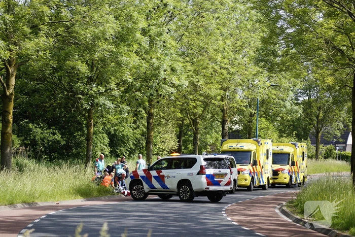 Motorrijder overleden bij botsing tegen lantaarnpaal