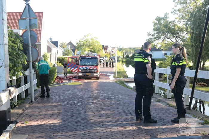 Bewoner nagekeken na brand in woning