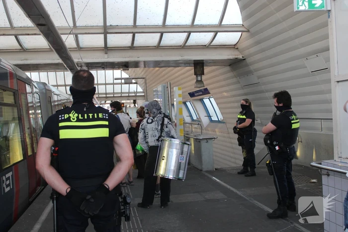 Politie bemiddelt tijdens protest