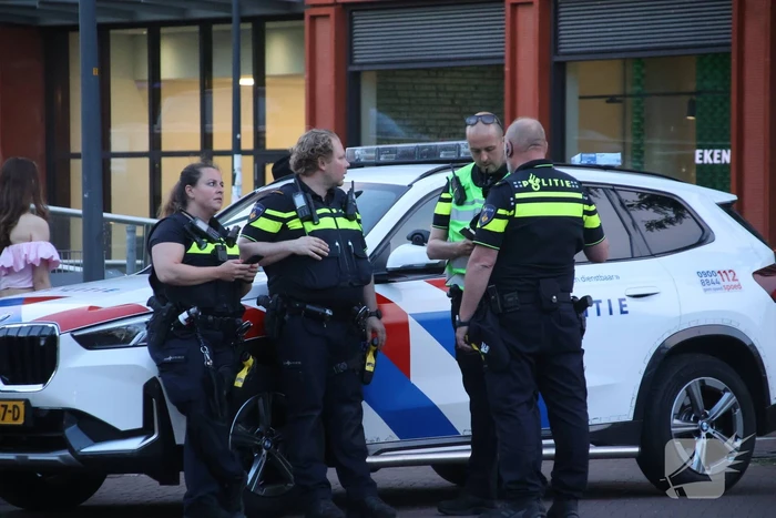 Zwaargewonde na mishandeling voor station Leiden Centraal