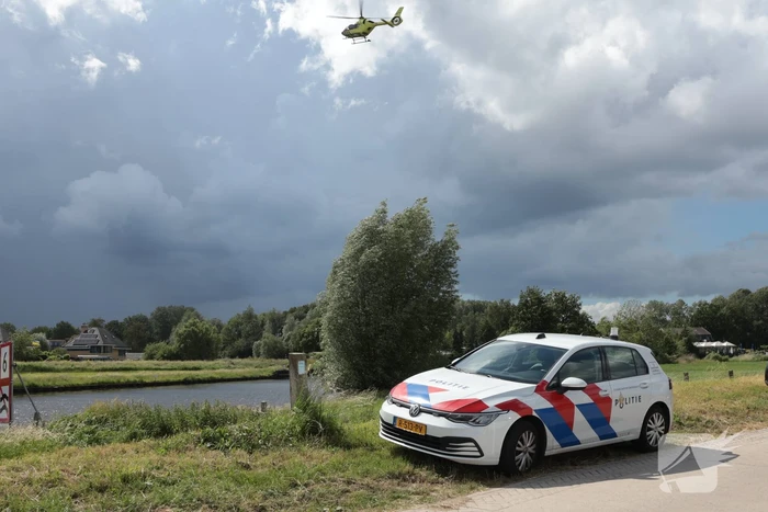 Traumahelikopter ingezet voor persoon te water