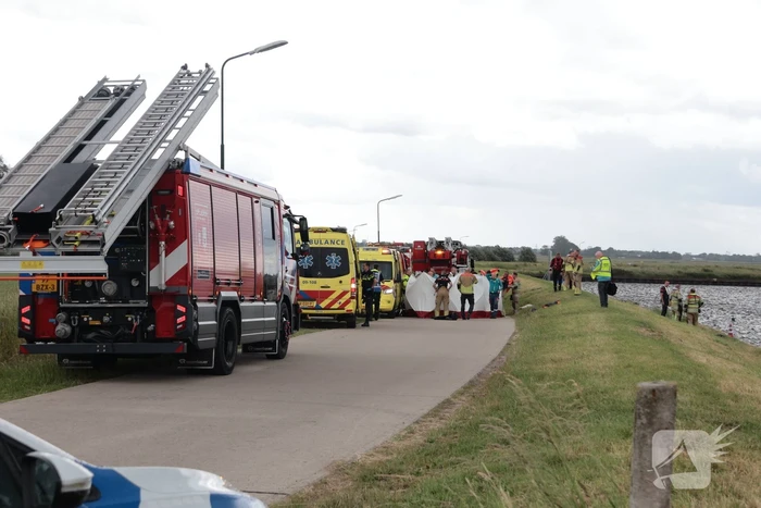 Traumahelikopter ingezet voor persoon te water
