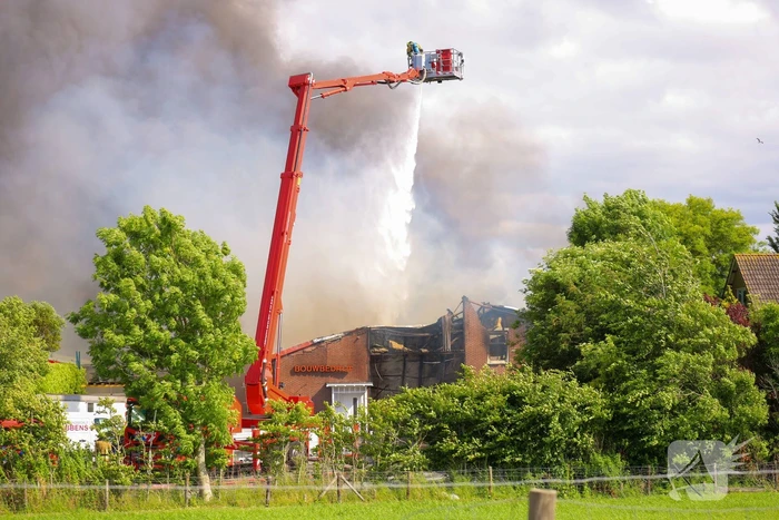 brand hillegommerdijk zwaanshoek