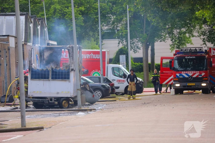 Brand in bijgebouw veroorzaakt rookontwikkeling