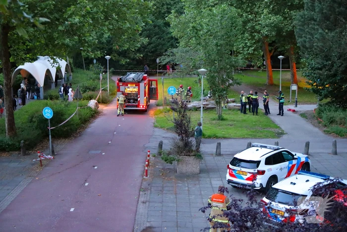 Brand in appartement leidt tot ontruiming van flatgebouw
