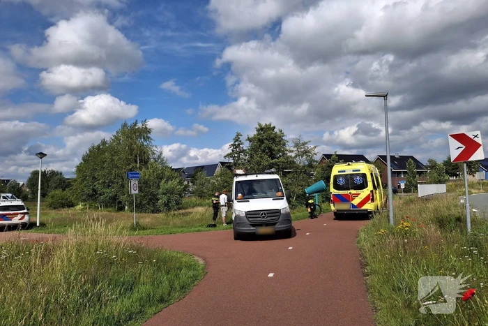 Motorrijder vliegt uit de bocht