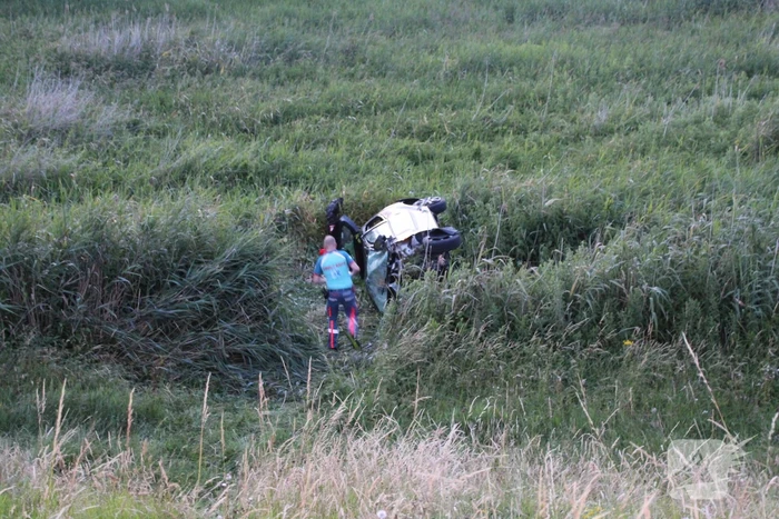 Zwaar ongeval met bestuurder die uit bocht vloog