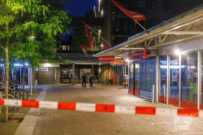 steekincident sierplein amsterdam