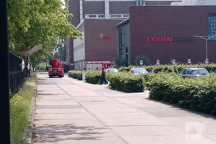 Brandweer in actie bij rook uit schoorsteen