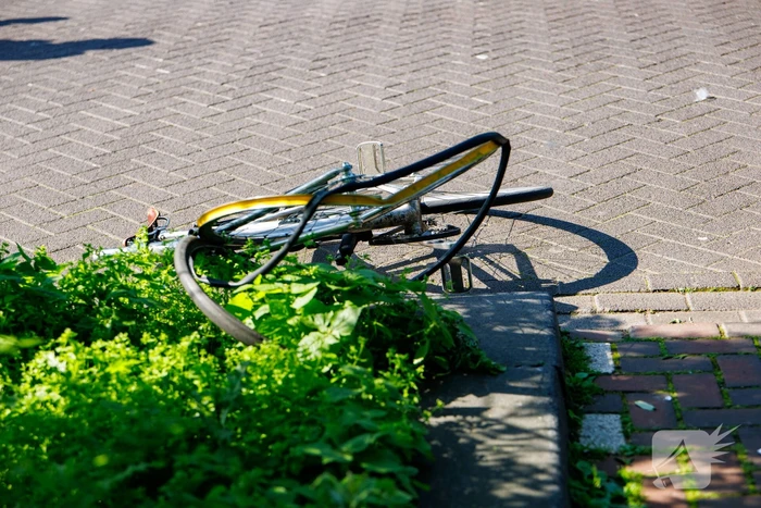 Fietser gewond bij aanrijding met motorscooter