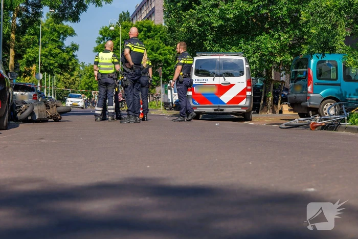 Fietser gewond bij aanrijding met motorscooter