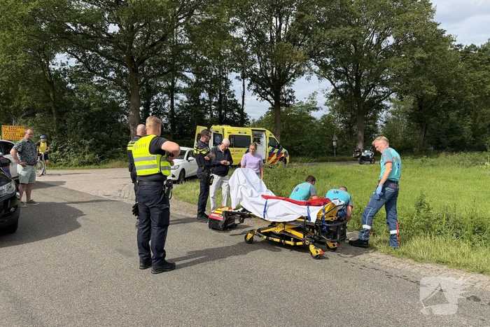 Fietsers betrokken bij aanrijding met auto