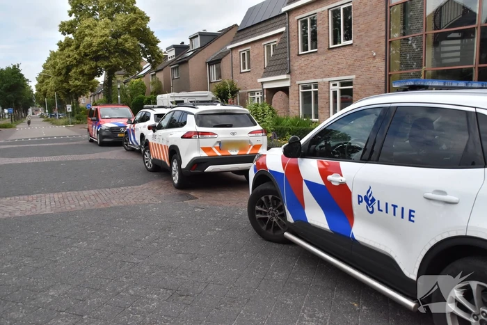 Grote brand in woning leidt tot zoektocht naar vermiste bewoner