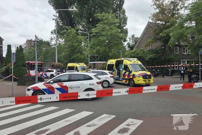 Flinke verkeershinder na ongeval tussen fietser en scooterrijder