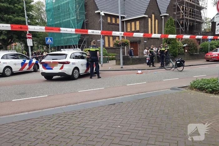 Flinke verkeershinder na ongeval tussen fietser en scooterrijder