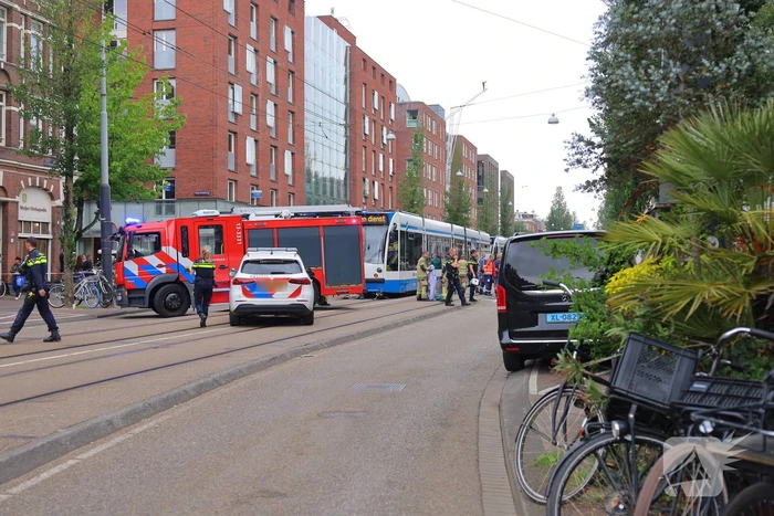 Fietser zwaargewond na aanrijding met tram