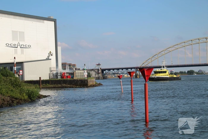 Brand in zeecontainer zorgt voor grote inzet van brandweer