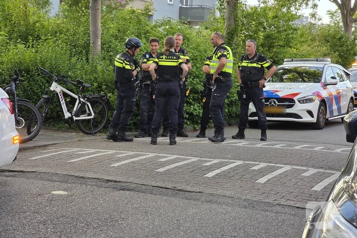 Politieagente gewond bij aanrijding met scooter