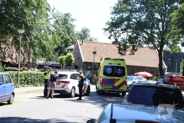 Jong kind gewond bij aanrijding tussen auto en fatbike