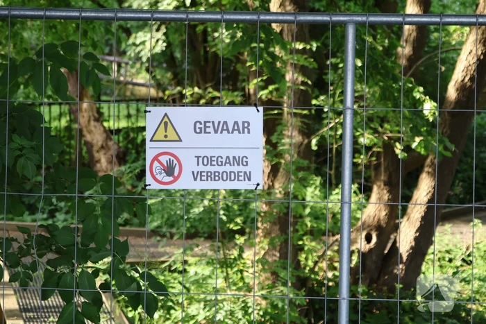 Wandelaars stuiten op afgesloten natuurgebied