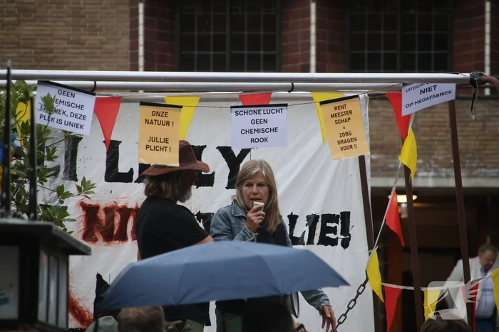 Demonstratie tegen komst mega-medicijnfabriek Eli Lilly
