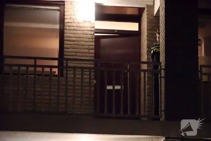Politie doet inval in woning