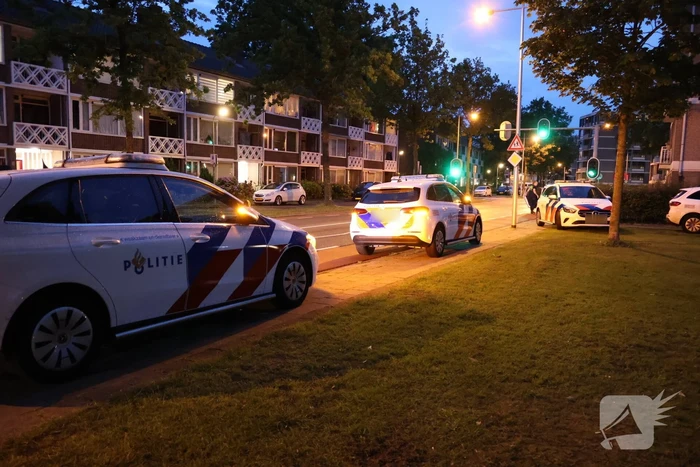 Politie doet inval in woning