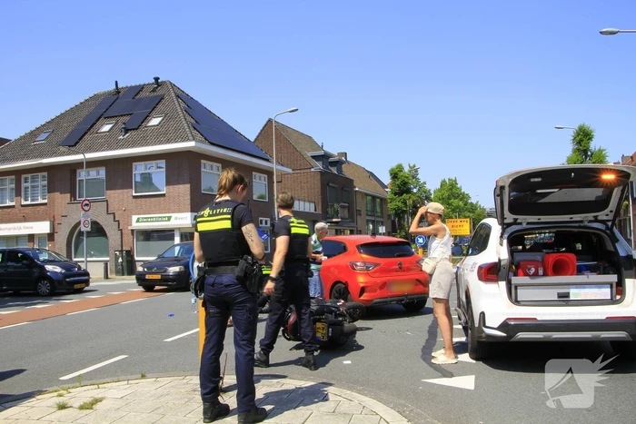 Ongeval tussen auto en motor met gewonde