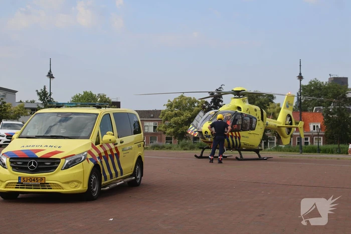 Aanhoudingen nadat persoon gewond raakt na steekincident