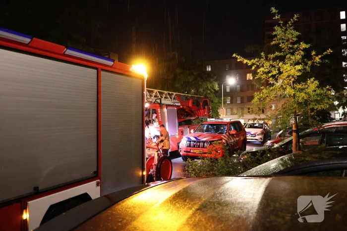 Dakbrand vermoedelijk ontstaan door blikseminslag