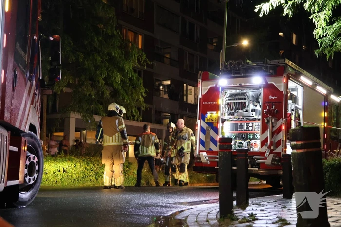 Dakbrand vermoedelijk ontstaan door blikseminslag