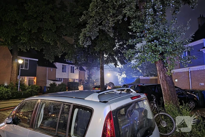 Grote brand in woningen na blikseminslag,