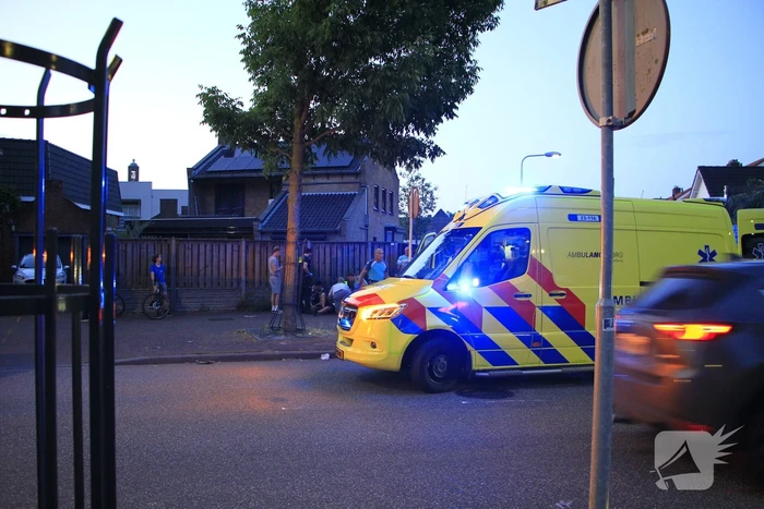 Voetganger zwaargewond na aanrijding met scooter