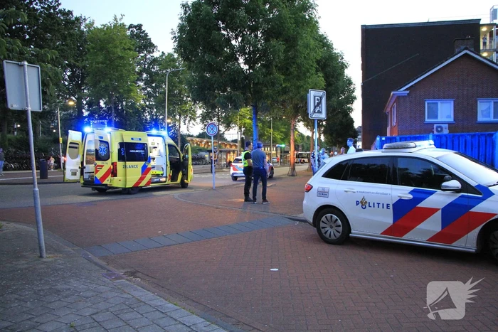 Voetganger zwaargewond na aanrijding met scooter