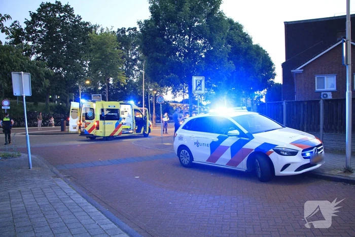 Voetganger zwaargewond na aanrijding met scooter