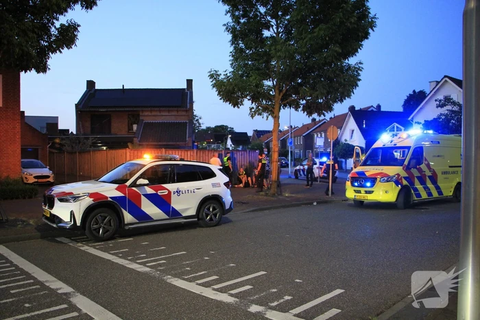 Voetganger zwaargewond na aanrijding met scooter
