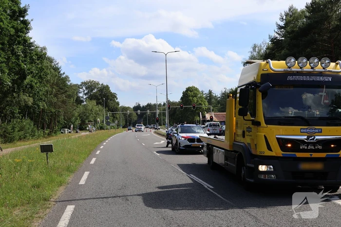 Auto's beschadigd bij aanrijding, geen gewonden