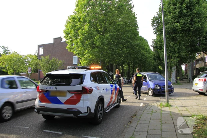 Aanrijding tussen twee auto's leidt tot verwondingen