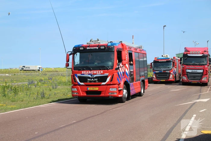 Brand in vaartuig bij ertsoverslagbedrijf