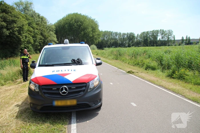 Scootmobiel aangetroffen in sloot tijdens zoekactie