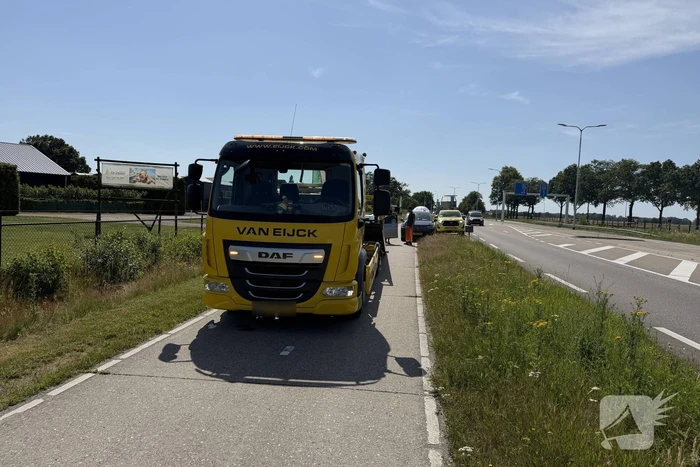 Botsing tussen twee voertuigen leidt tot schade