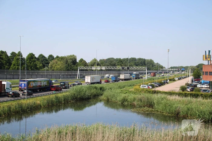 Kop-staartbotsing leidt tot lange files
